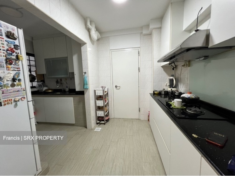 Blk 233 Compassvale Plains (Sengkang), HDB 5 Rooms #549118071